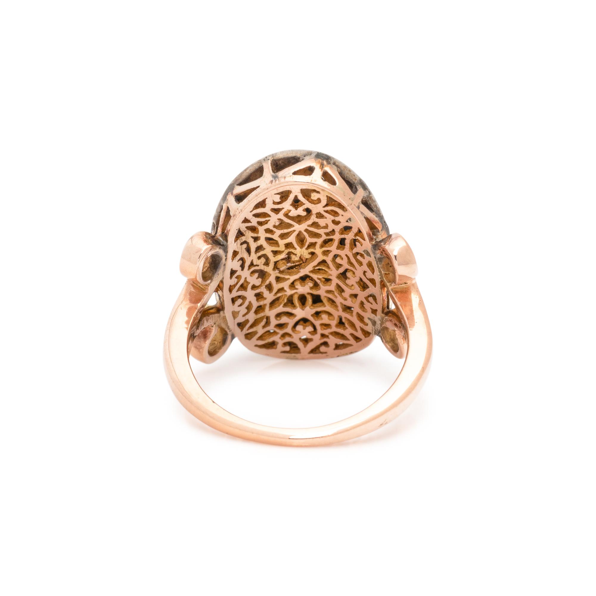 ANTIQUE, SILVER-TOPPED GOLD AND DIAMOND RING