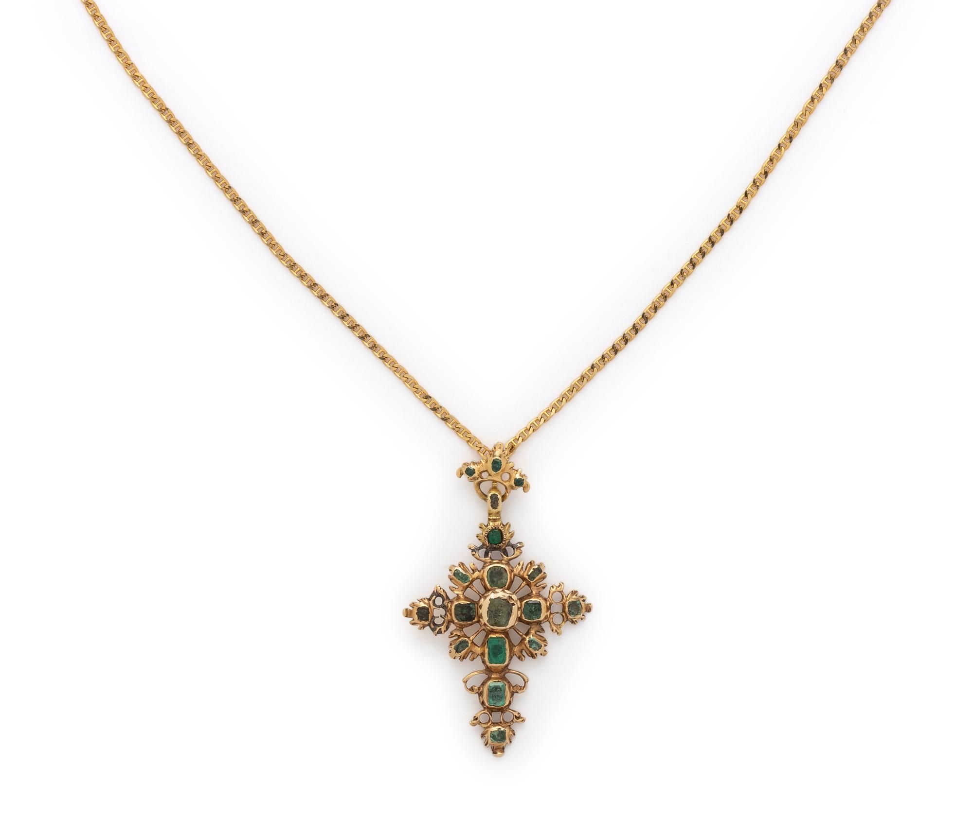 GEORGIAN, YELLOW GOLD AND EMERALD CROSS PENDANT