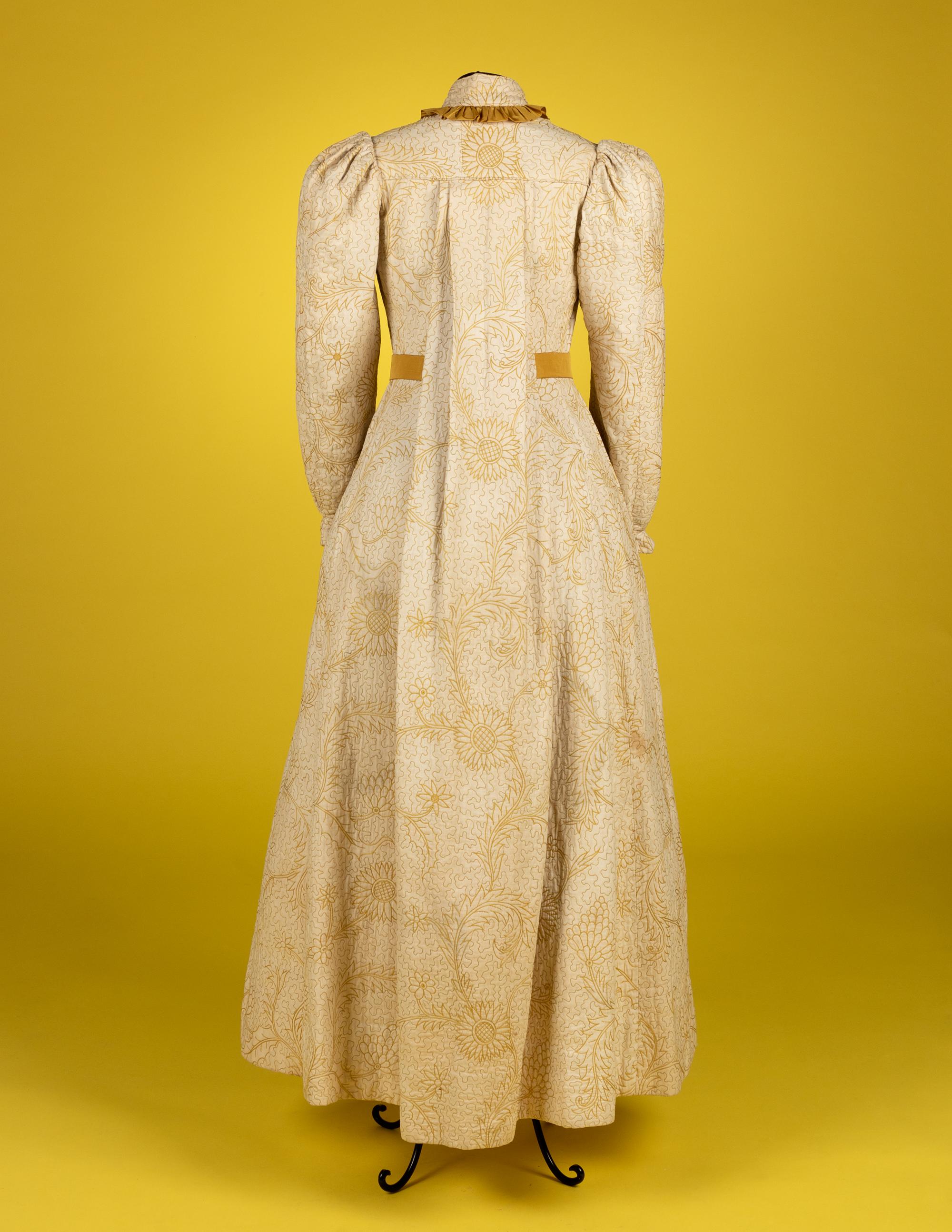 Embroidered White Cotton Wrapper, 1880