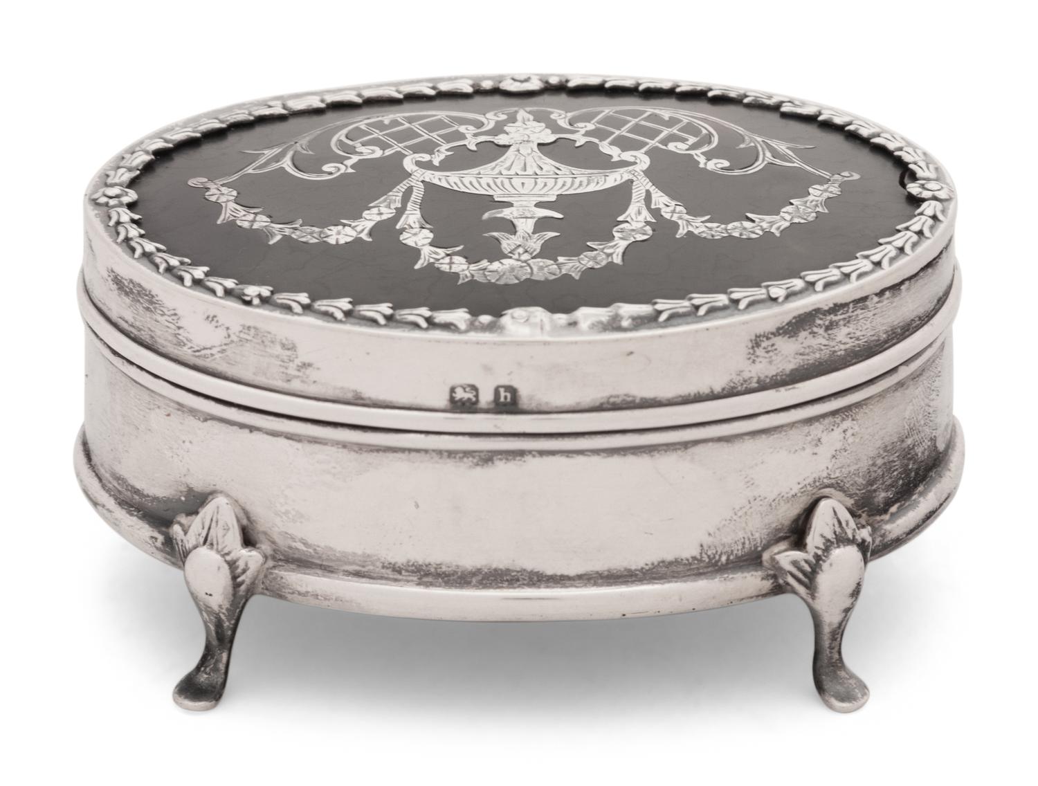 An Edwardian Tortoiseshell Mounted Silver Snuff Box