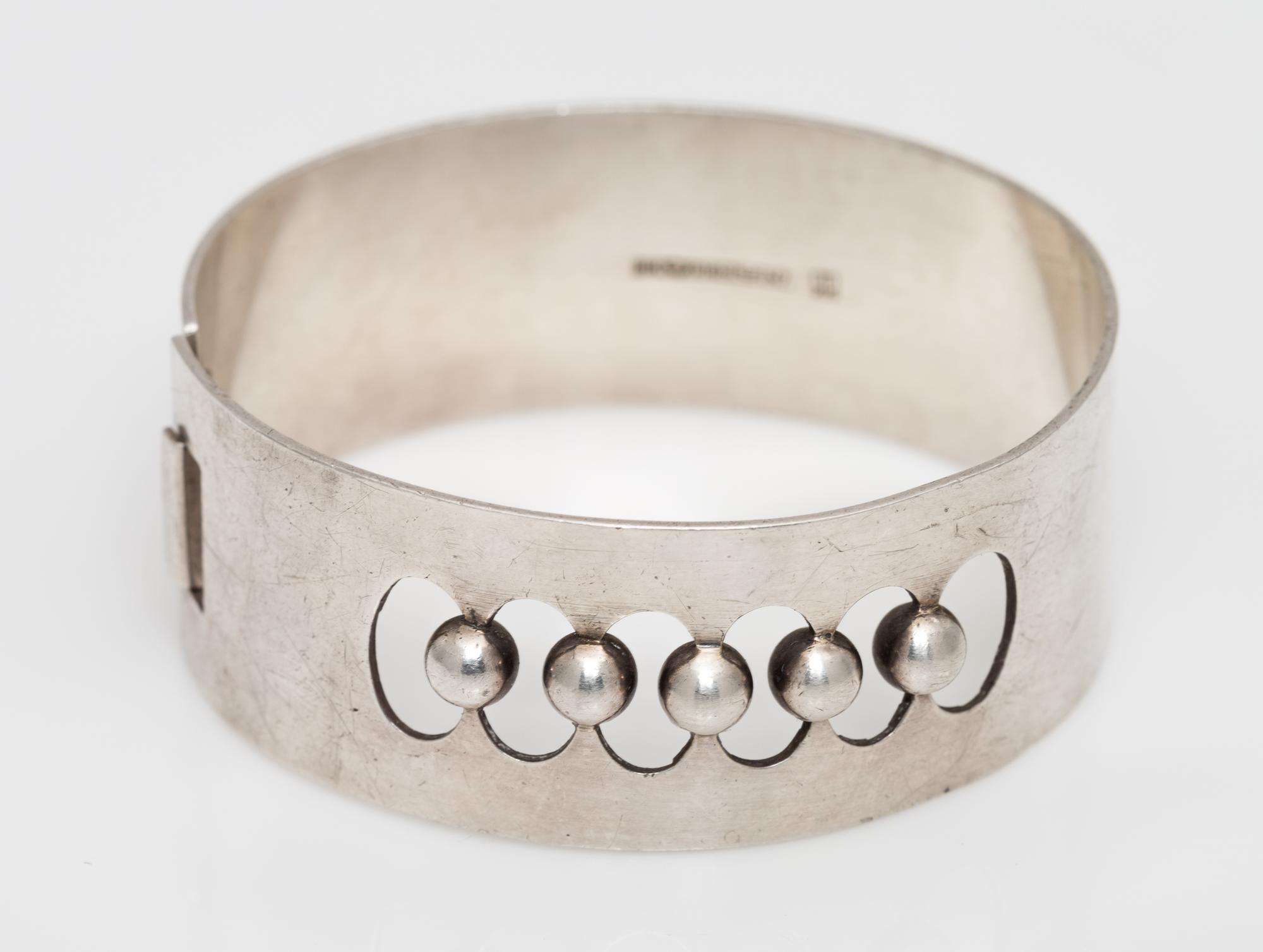 A Modernist Silver Bangle, Kaunis Koru, Circa 1966, 27.10 dwts.