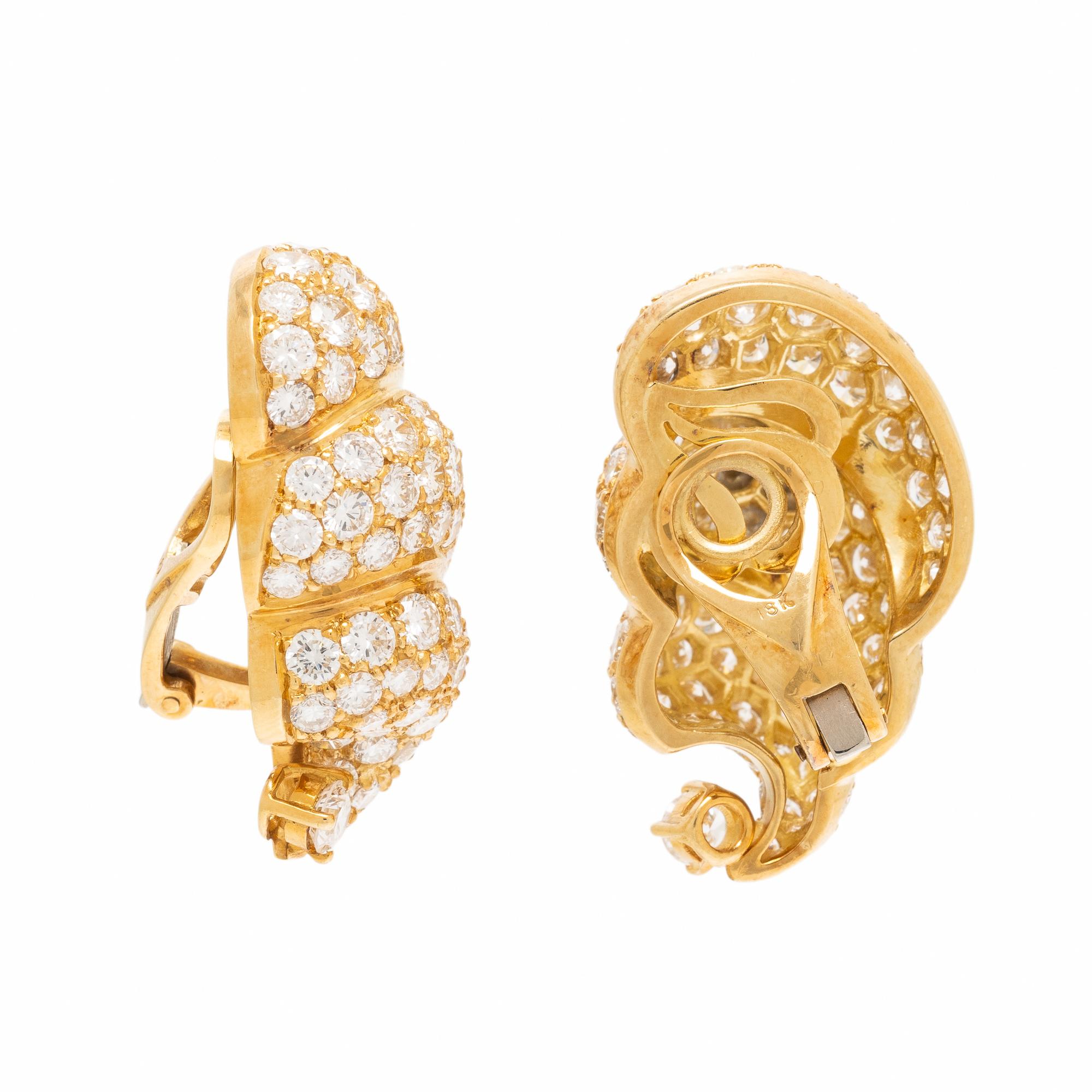 DIAMOND AND YELLOW GOLD SWIRL EARRINGS