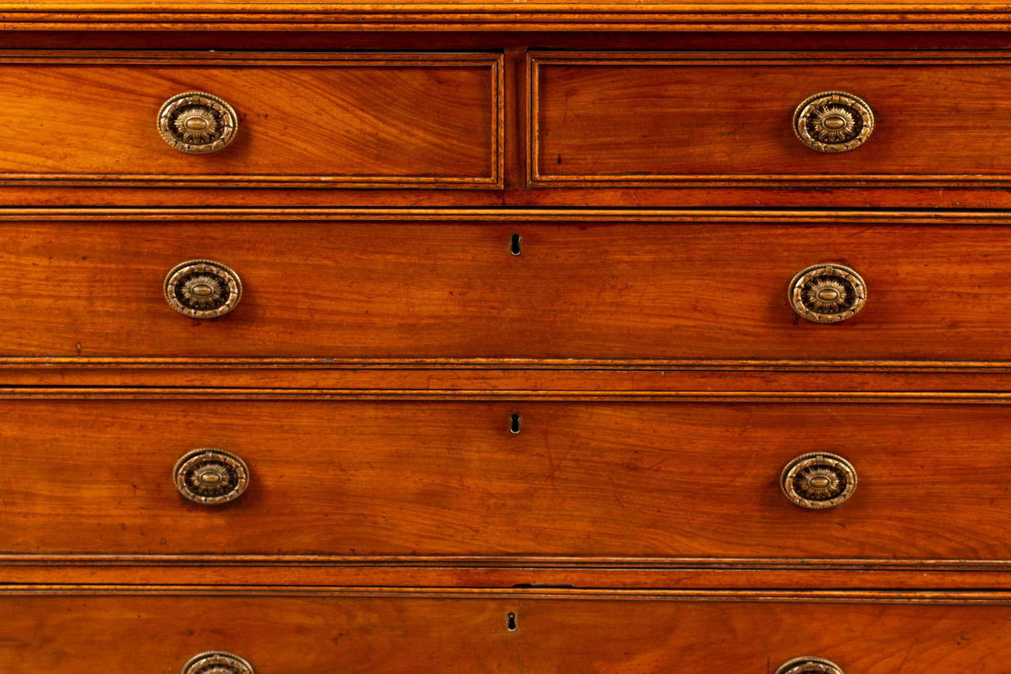 A Regency Style Mahogany Bookcase — 19TH/20TH CENTURY
