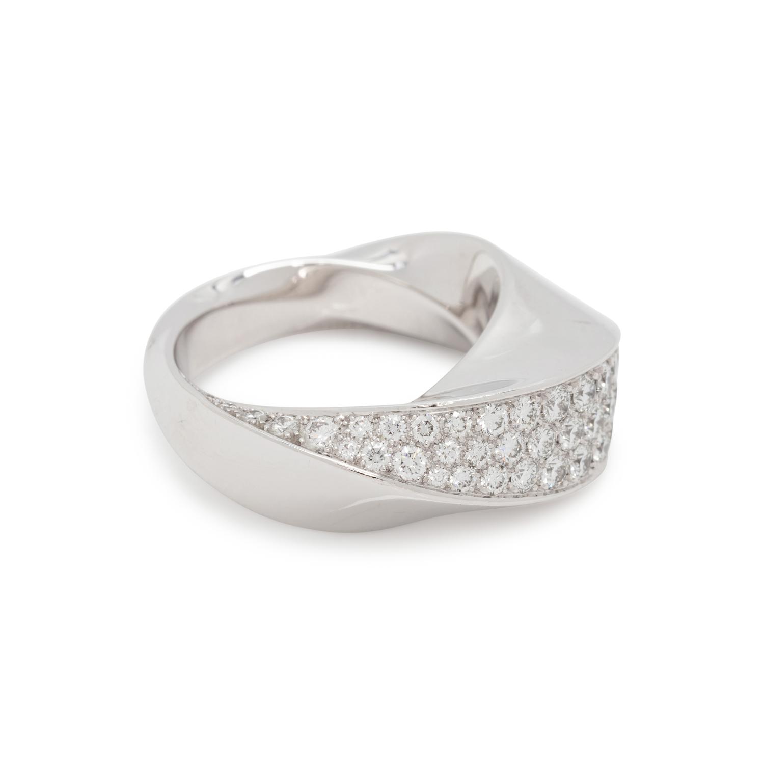 CARTIER, WHITE GOLD AND DIAMOND RING