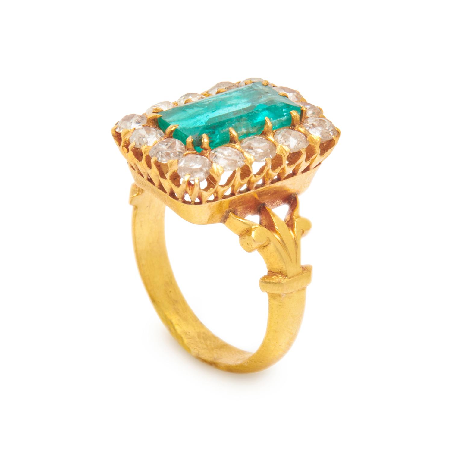 ANTIQUE, EMERALD AND DIAMOND RING