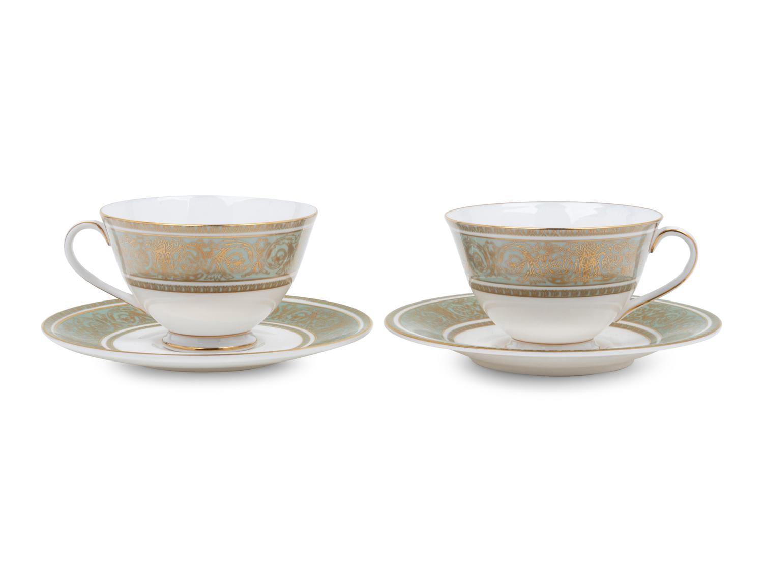 A Royal Doulton English Renaissance Porcelain Dinner Service