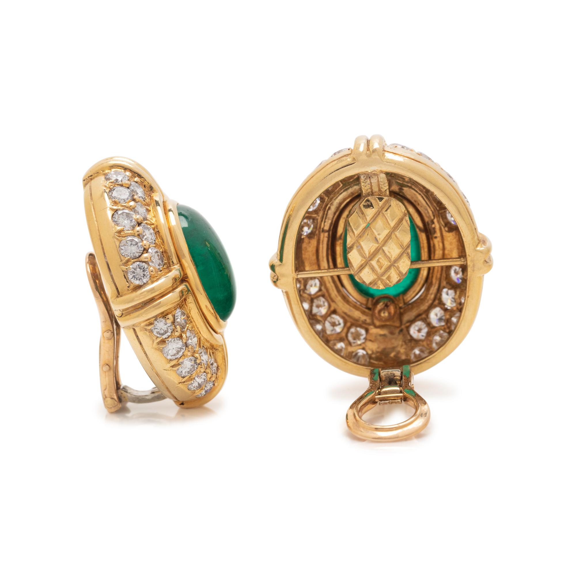 YELLOW GOLD, EMERALD AND DIAMOND EARCLIPS