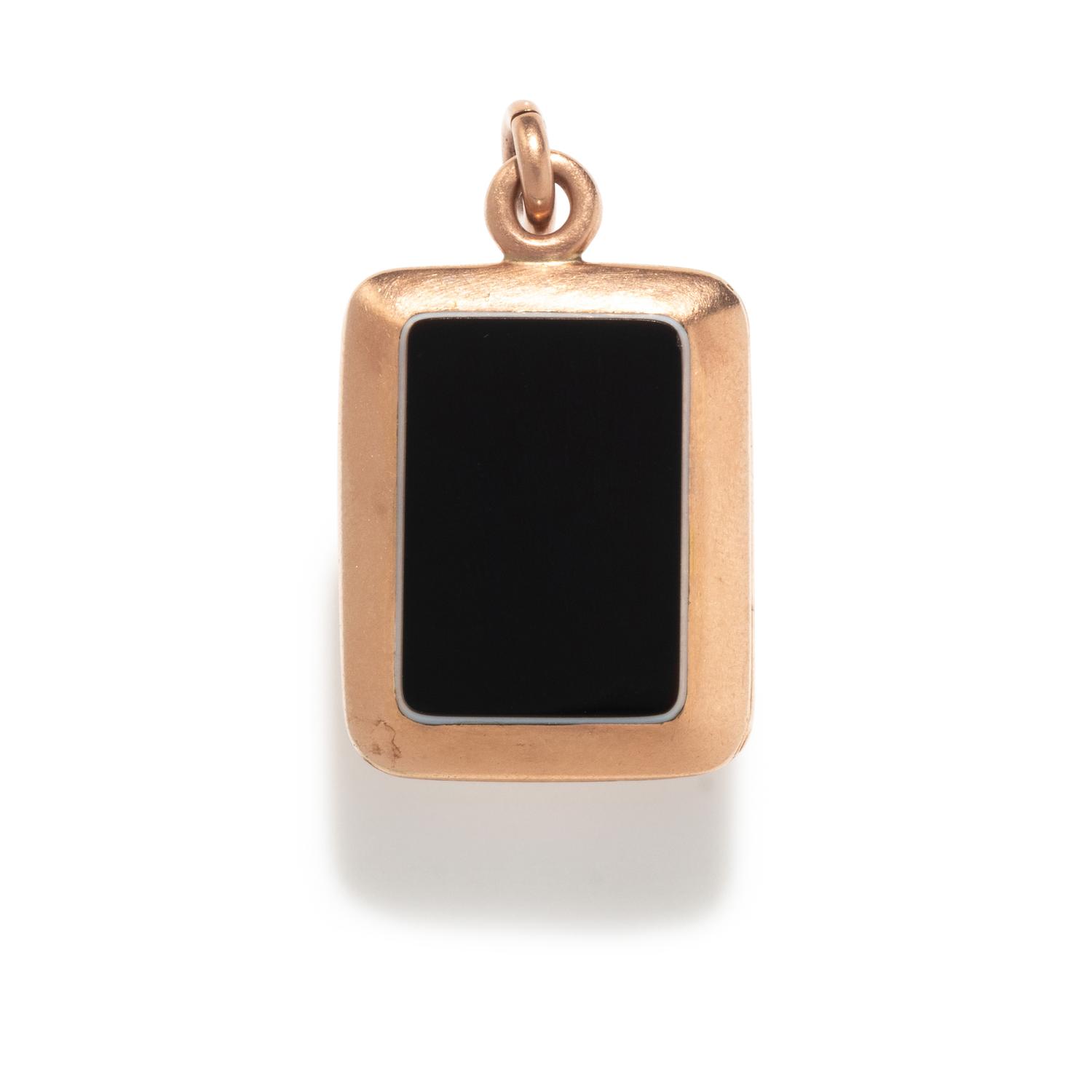 A Red Agate Cameo Locket Pendant