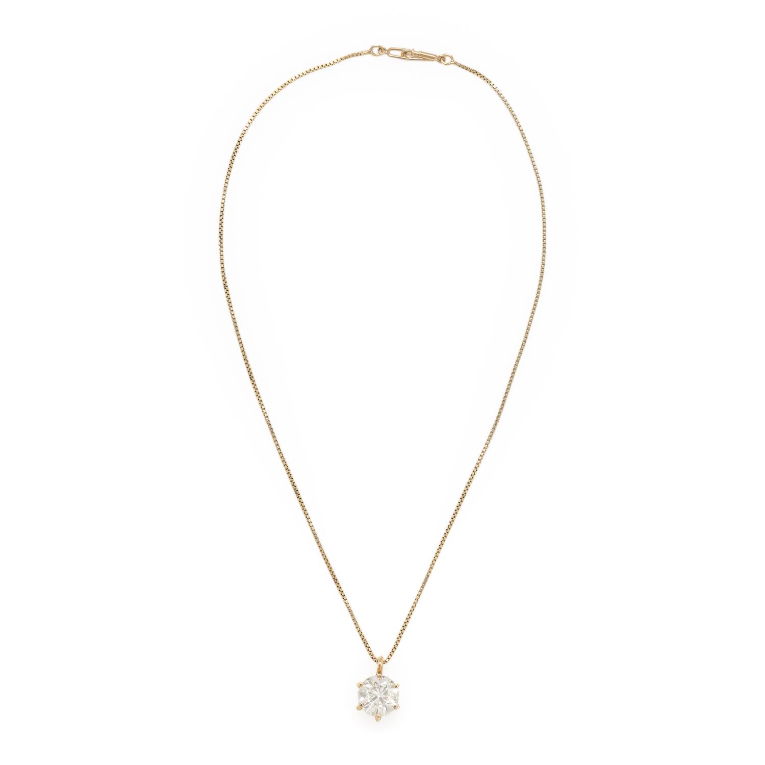 YELLOW GOLD AND DIAMOND NECKLACE