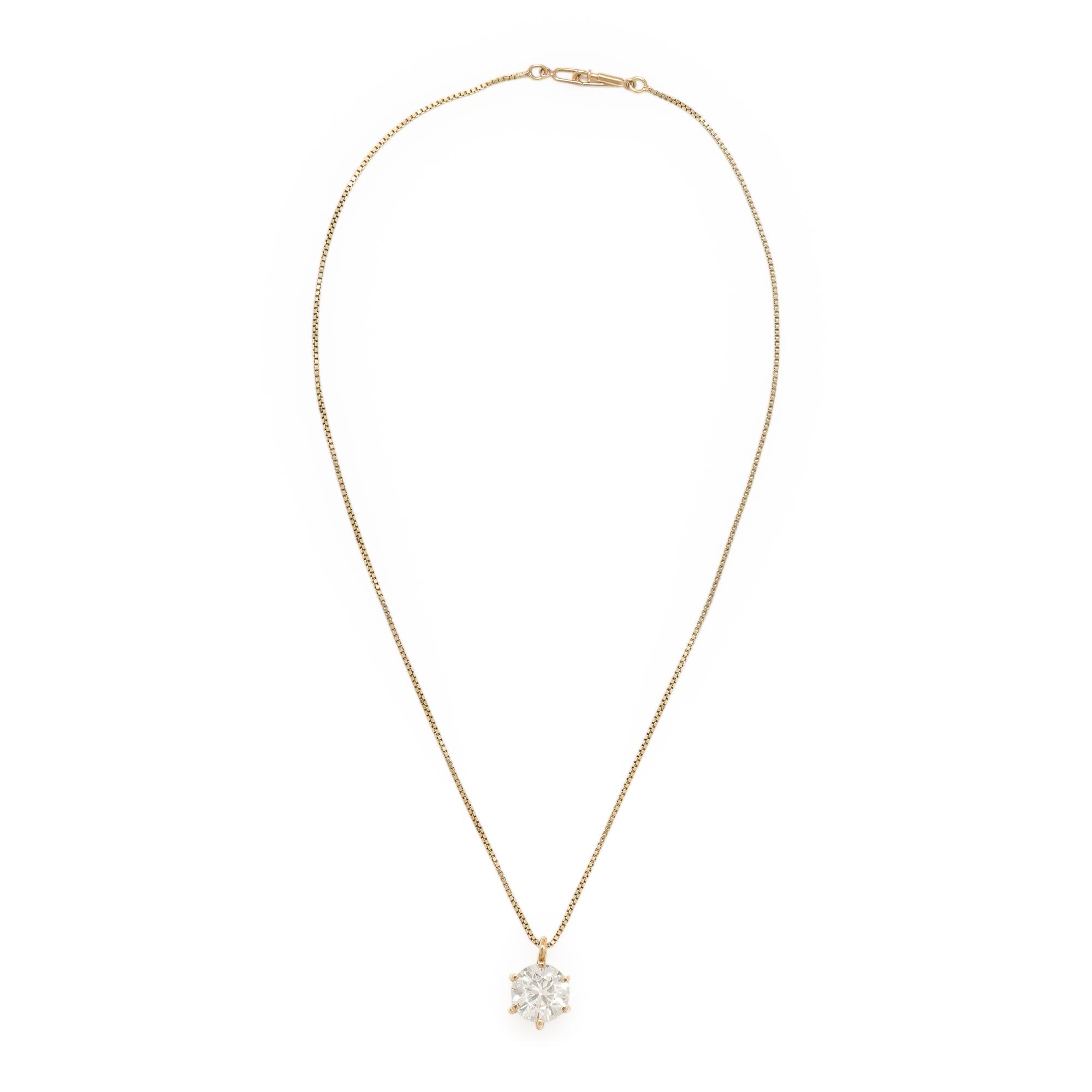 YELLOW GOLD AND DIAMOND NECKLACE