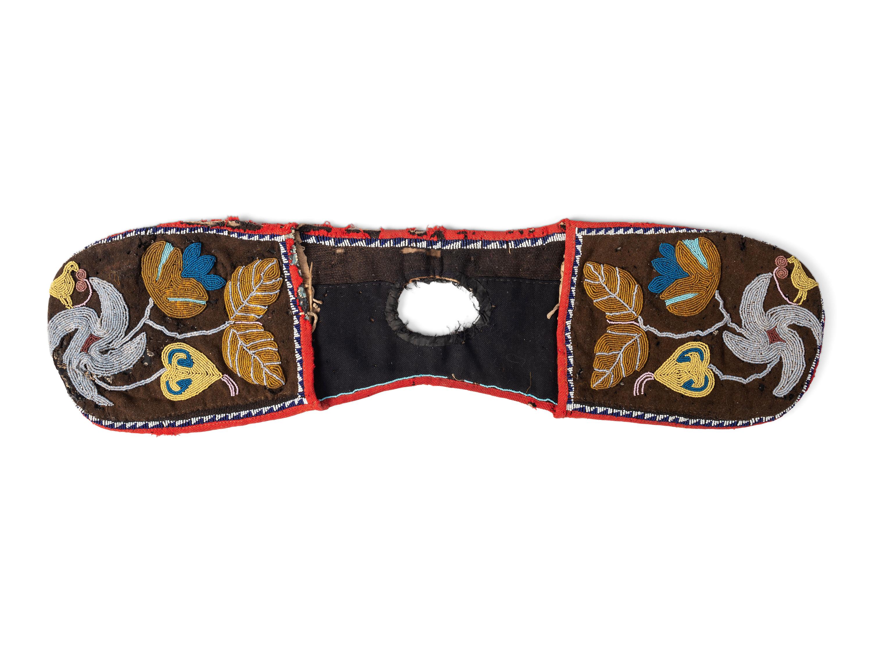 Plateau Beaded Wool Pommel Bag