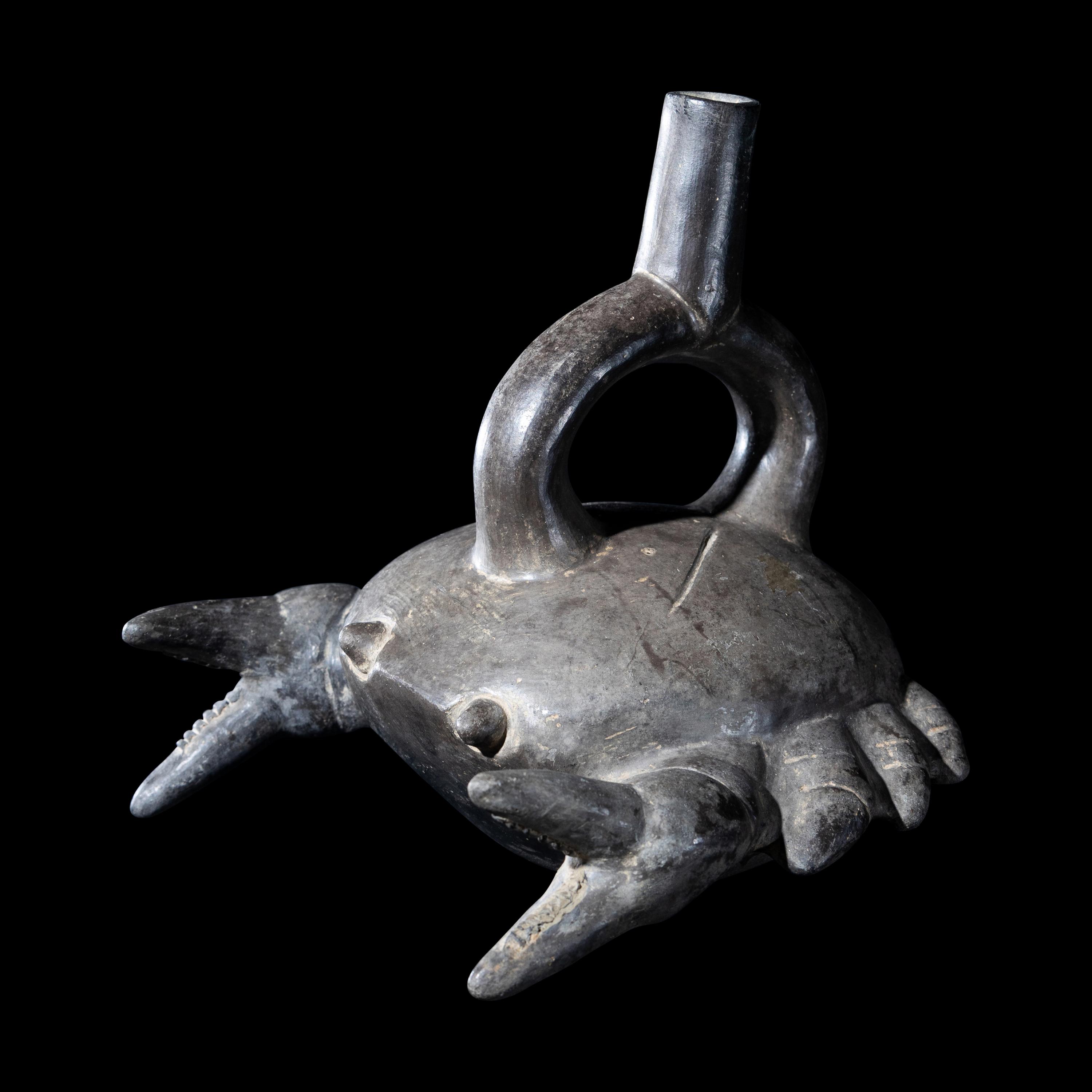 A Chimu Crab Effigy Vessel