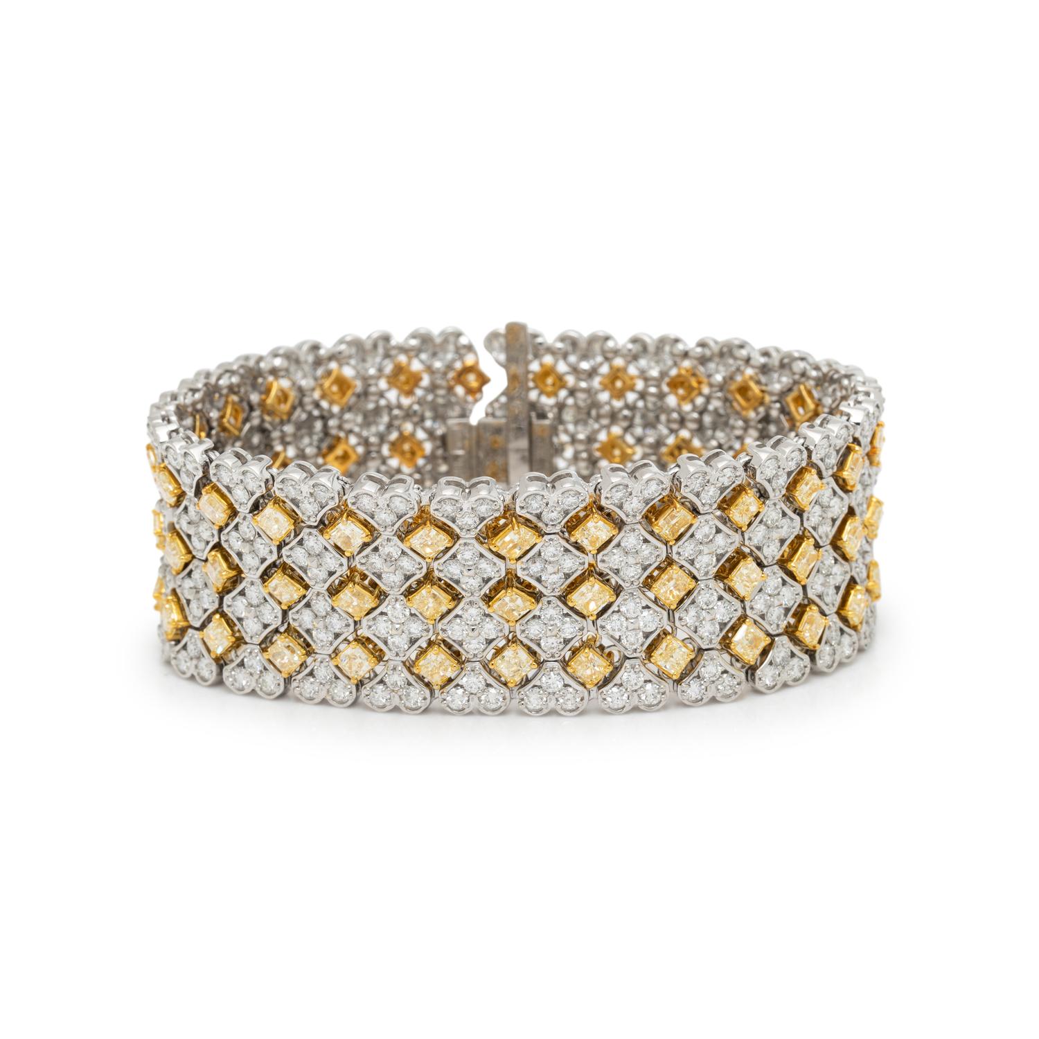 YELLOW DIAMOND, DIAMOND, AND BICOLOR GOLD BRACELET