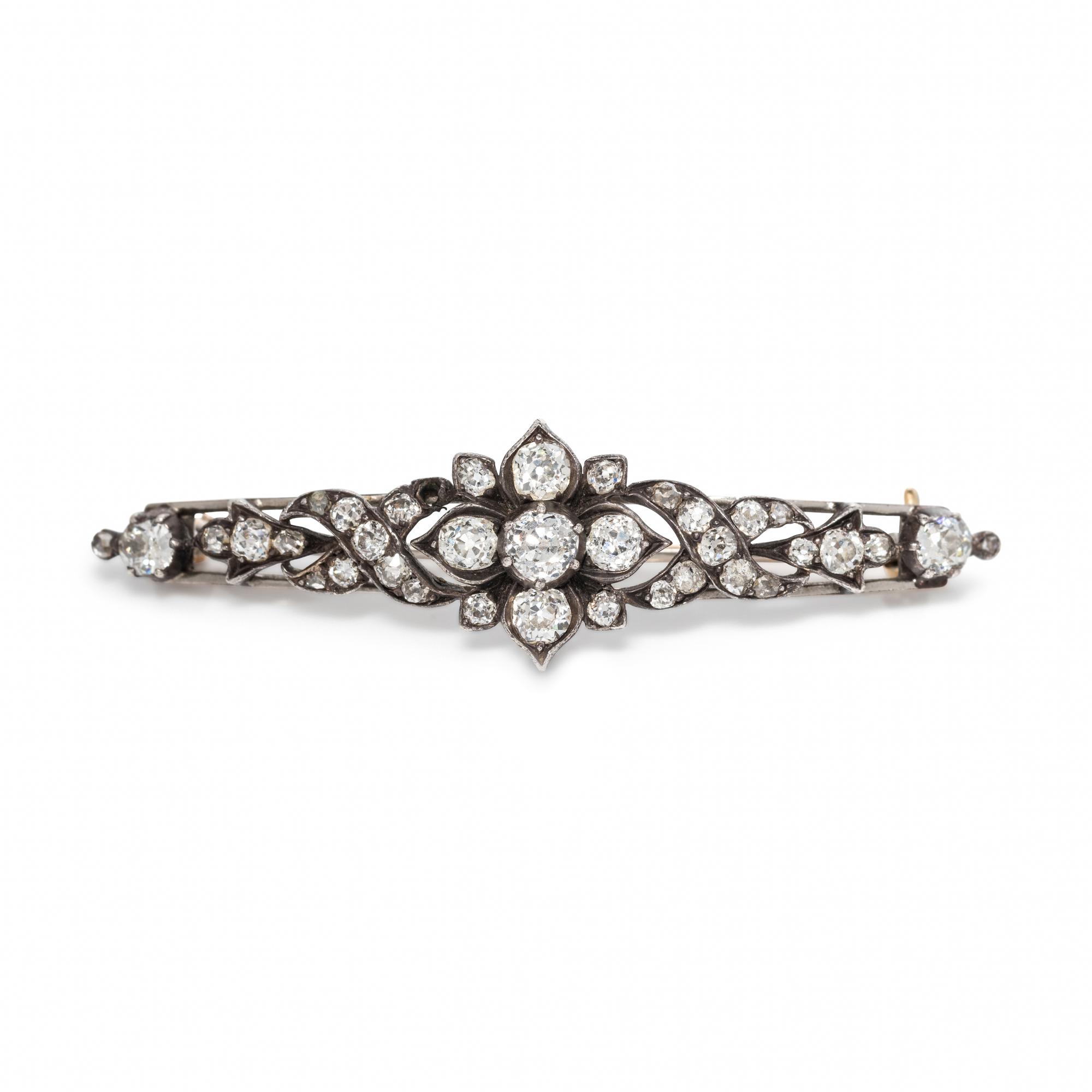 ANTIQUE, DIAMOND BROOCH
