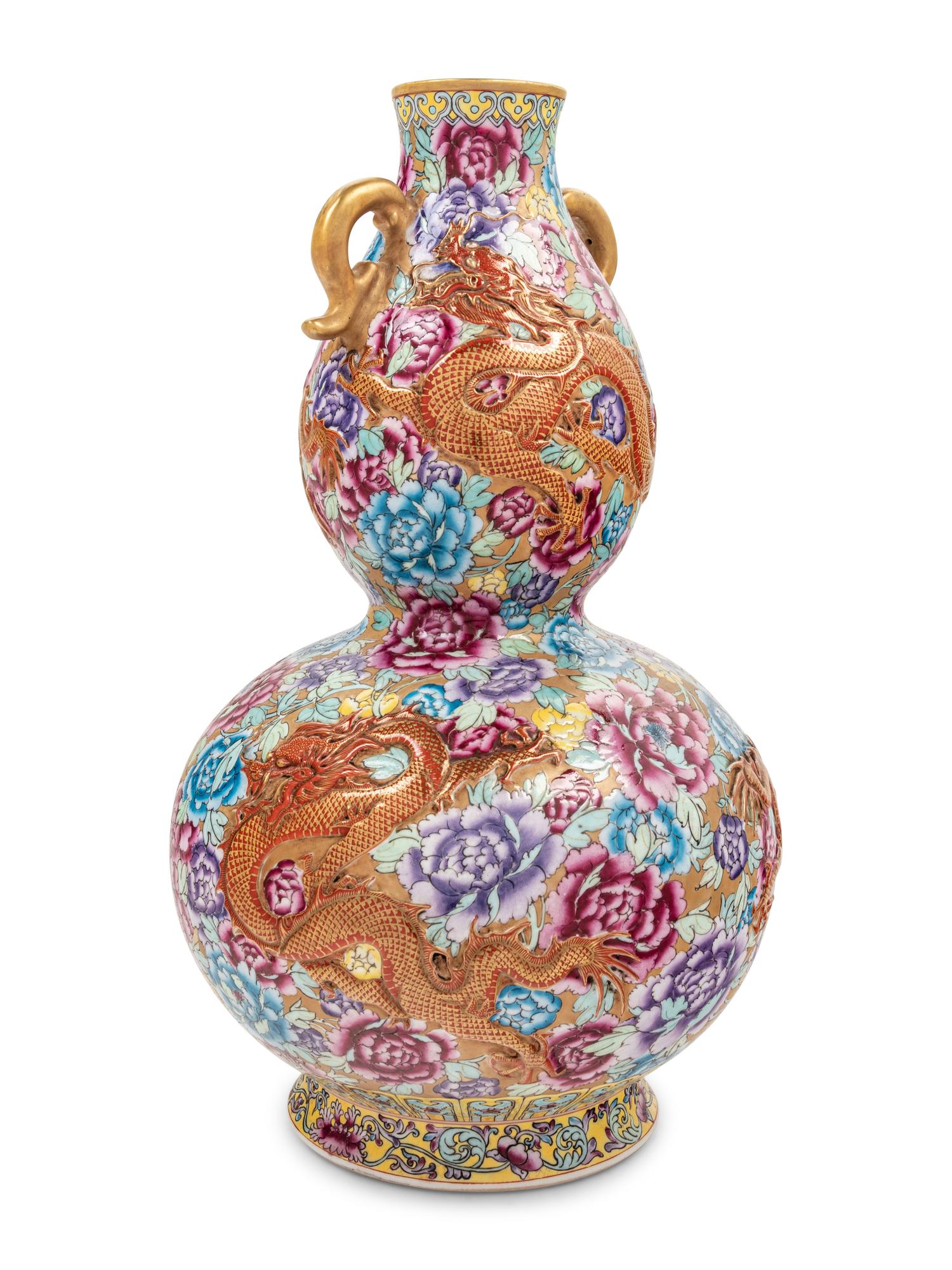 A Chinese Export Enameled Porcelain Vase