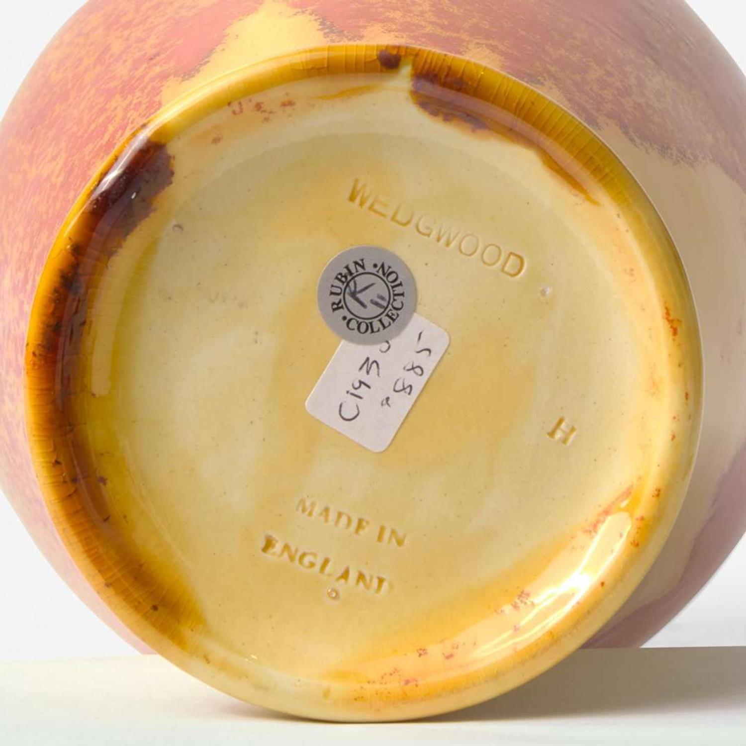 A Wedgwood Norman Wilson (1902-1985) Designed Vase UK, 1930s