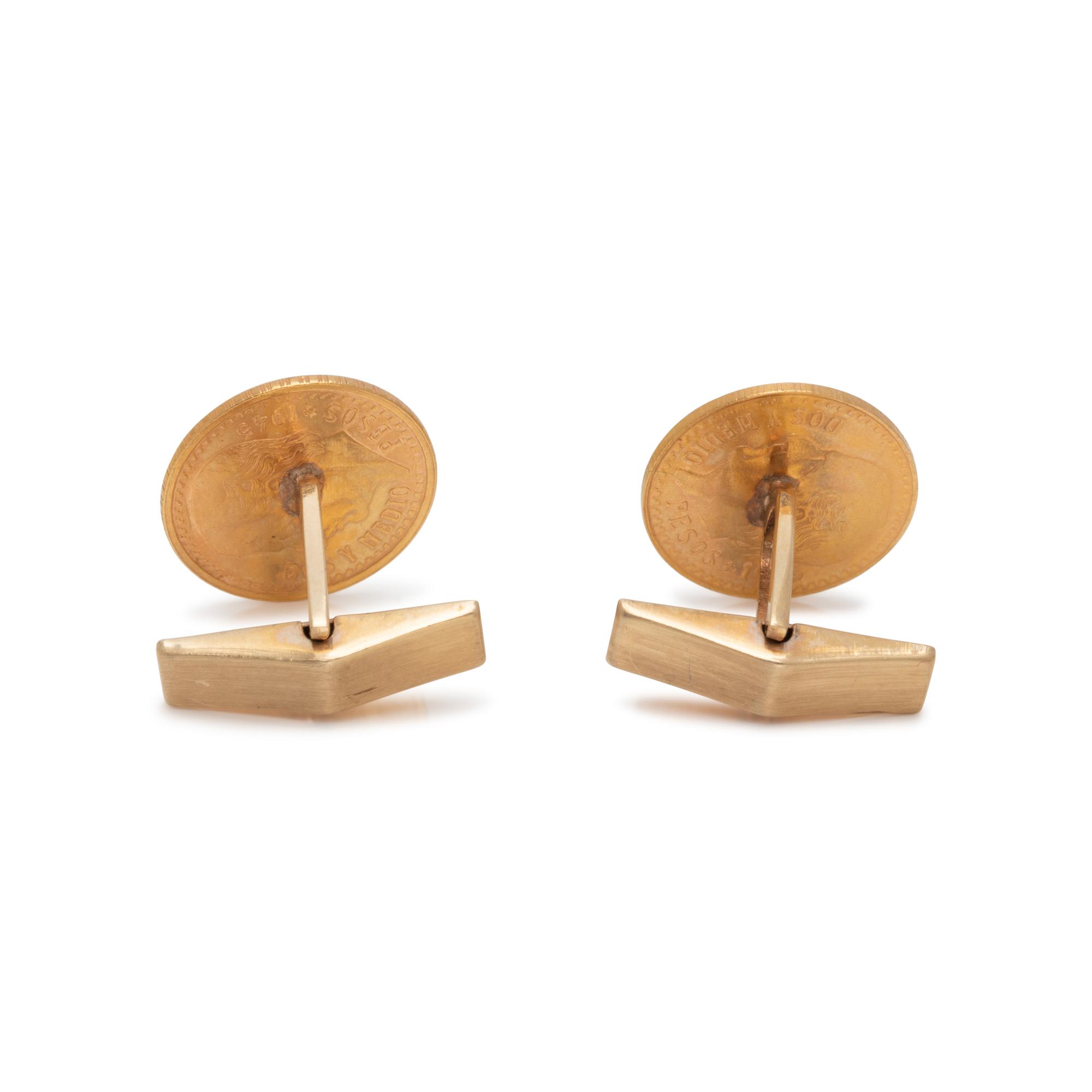YELLOW GOLD AND COIN CUFFLINKS