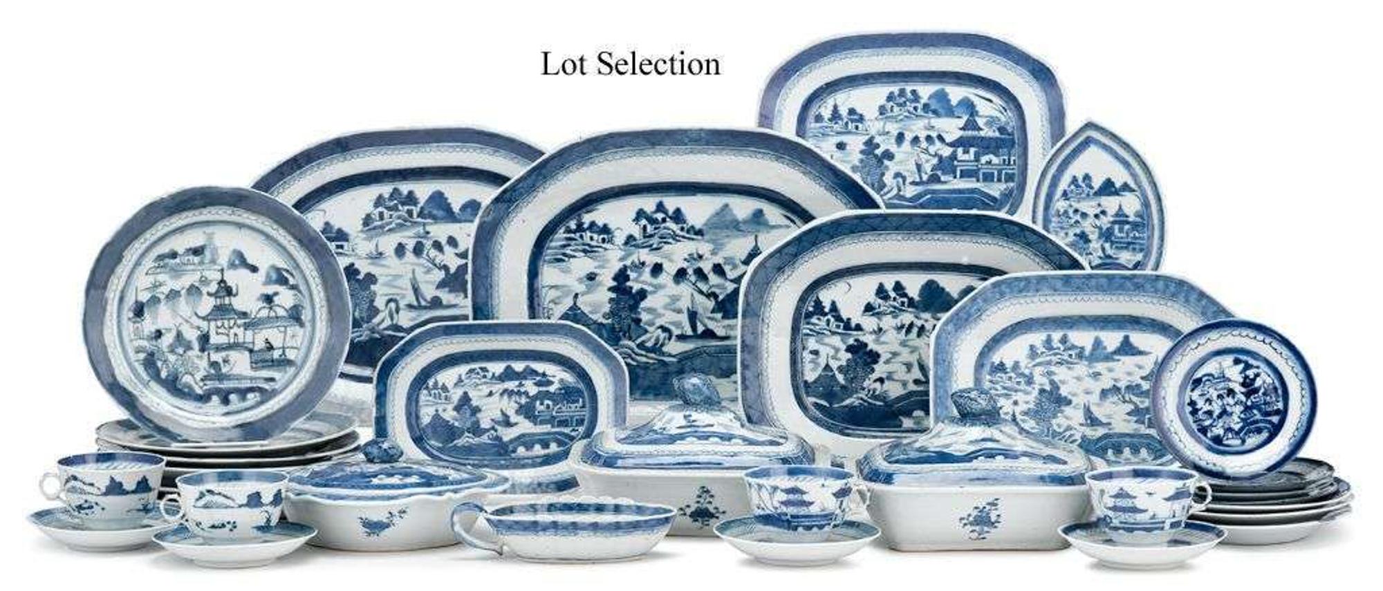 Large group of Chinese Export porcelain "Canton" tablewares 19th century