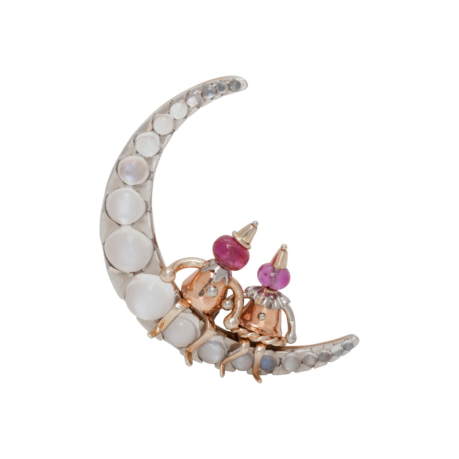 RETRO, TRICOLOR GOLD, MOONSTONE AND RUBY CRESCENT BROOCH