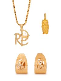 A Collection of Yellow Gold Jewelry,