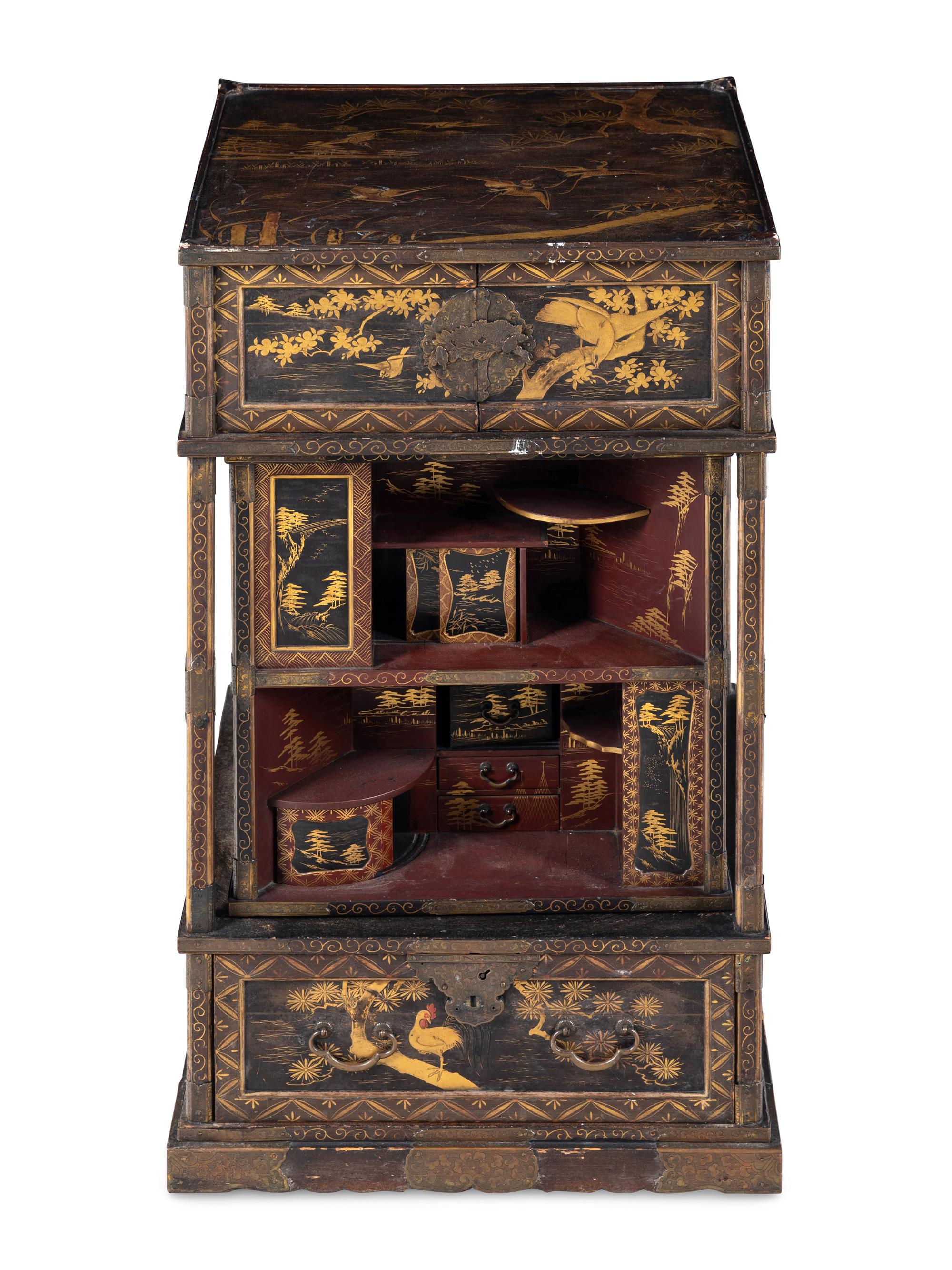 A Japanese Gold, Red, and Brown Lacquer Displaying Cabinet, Kazaridana