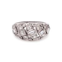 DIAMOND RING