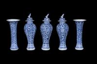 A Chinese Export Blue and White Porcelain Five-Piece Garniture Set