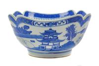 A Pair of Chinese Export Blue and White Porcelain Bowls