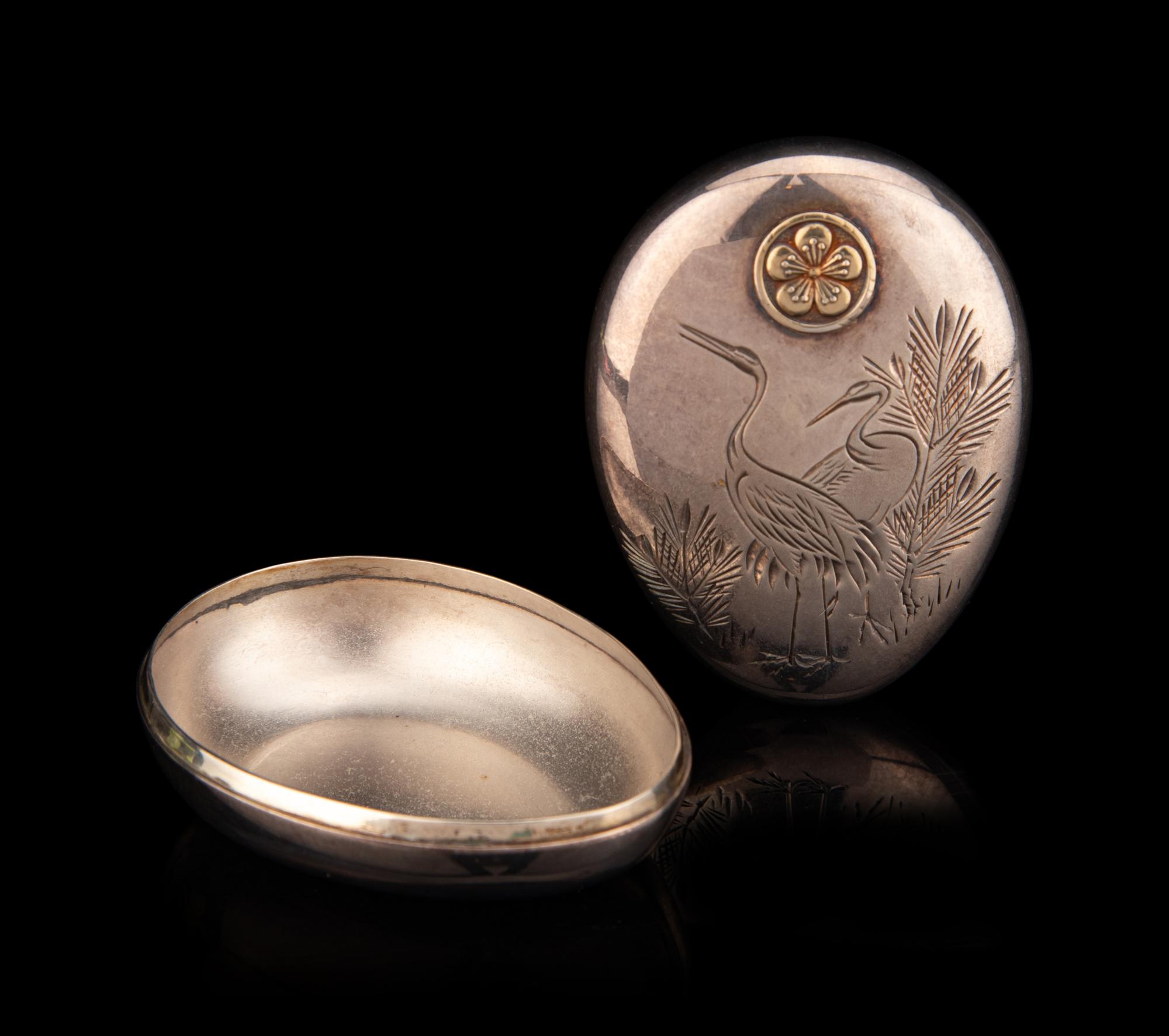 A Japanese Silver Oval Bonbonnière