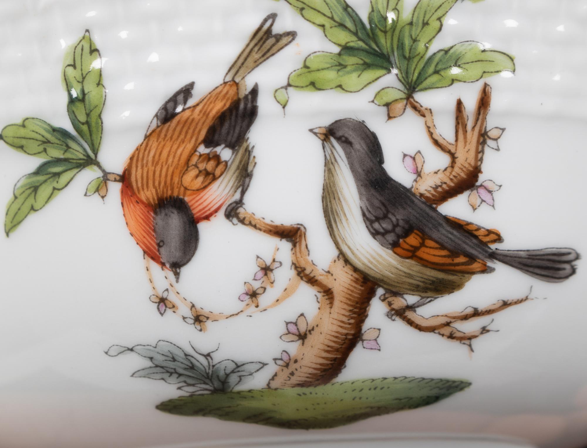 A Herend Porcelain Rothschild Bird Dinner Service