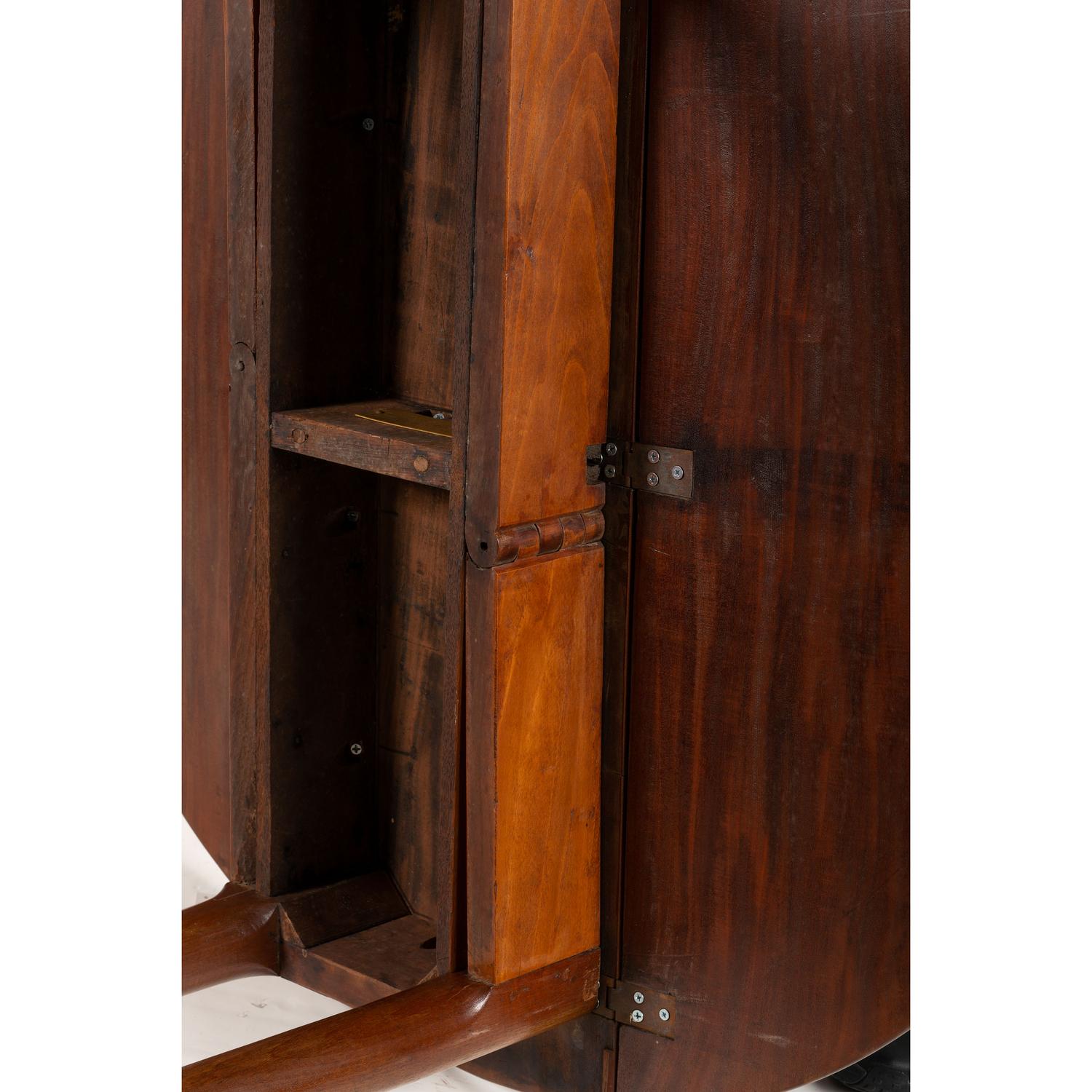 The Washington-Fairfax George III Mahogany Drop Leaf Table