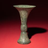 A Chinese Archaic Bronze Gu Vessel, Shang Dynasty — 商 青銅觚
