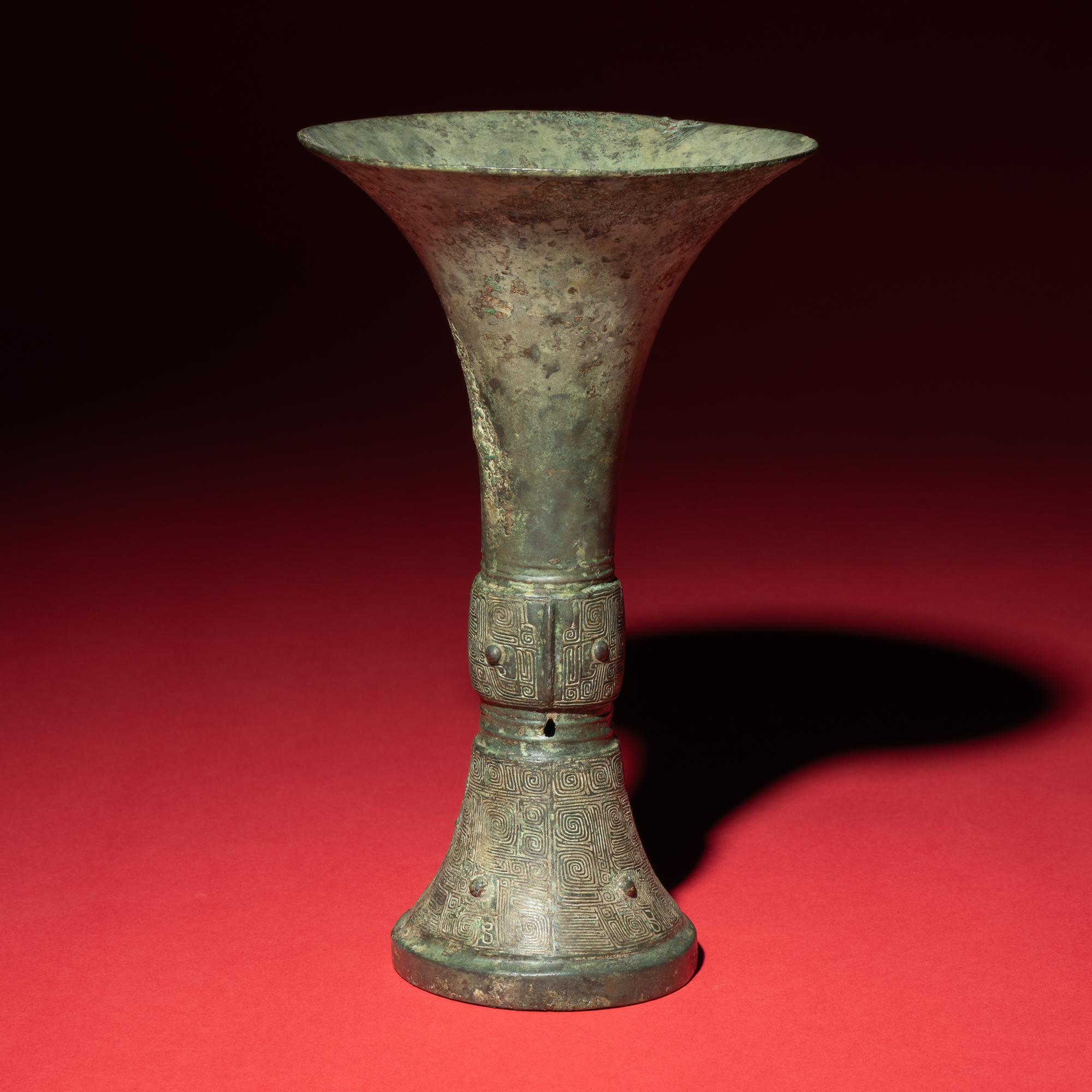 A Chinese Archaic Bronze Gu Vessel, Shang Dynasty — 商 青銅觚