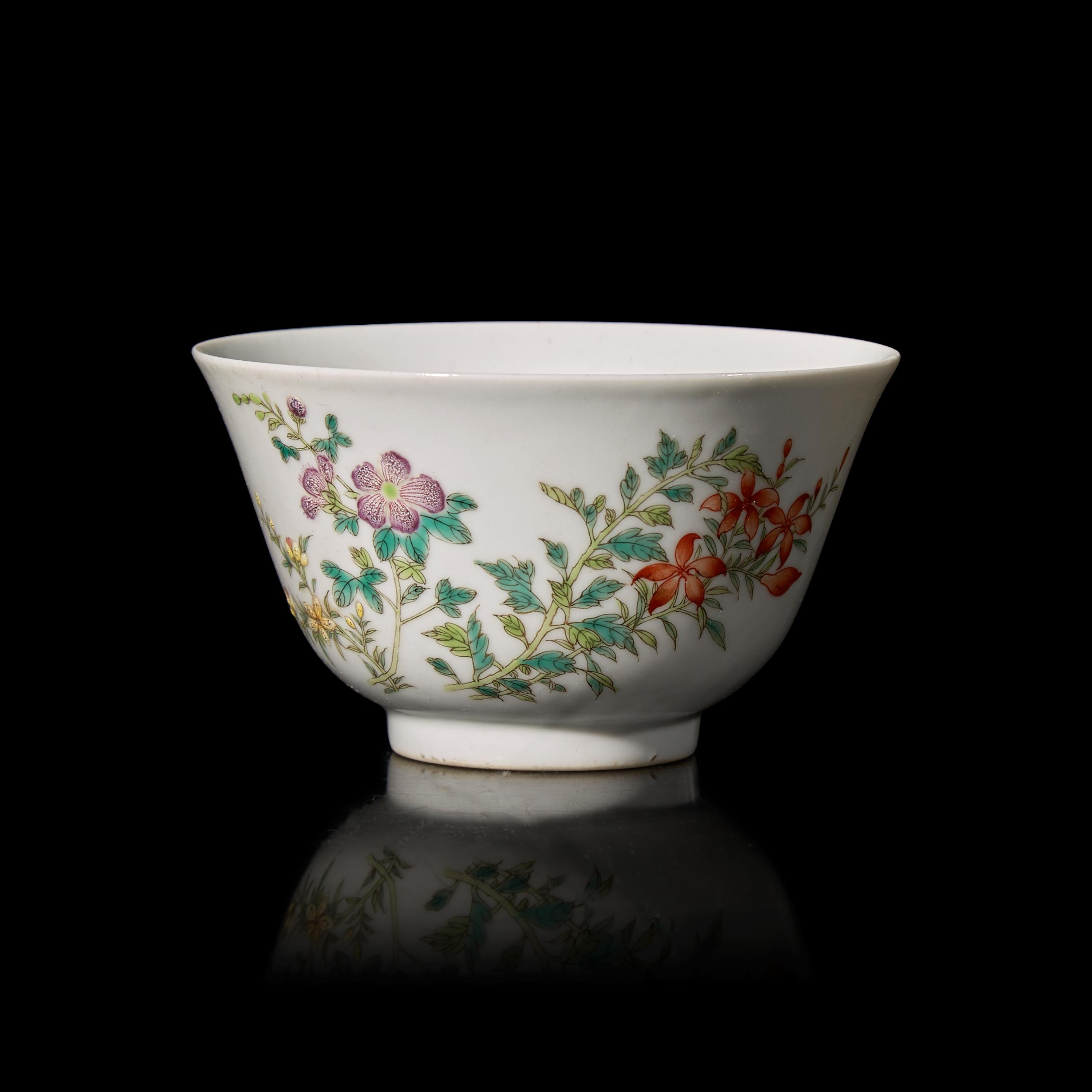 A Chinese Enameled Porcelain Bowl, Legutang Zhi Mark 樂古堂製款 粉彩花卉紋盃