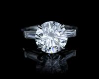 A Fine Platinum and Diamond Ring, 6.80 dwts.