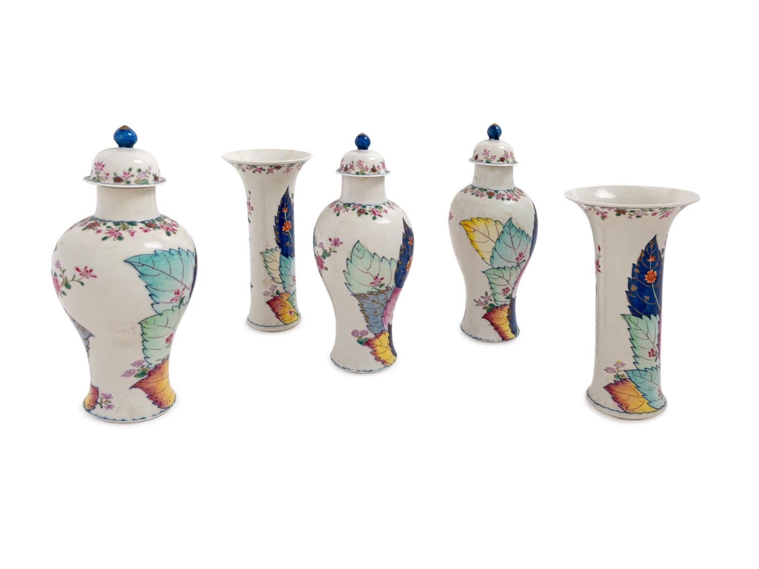 A Chinese Export Porcelain Five-Piece Tobacco Leaf Garniture