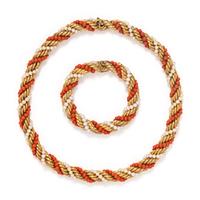 YELLOW GOLD, CORAL AND CULTURED PEARL SET