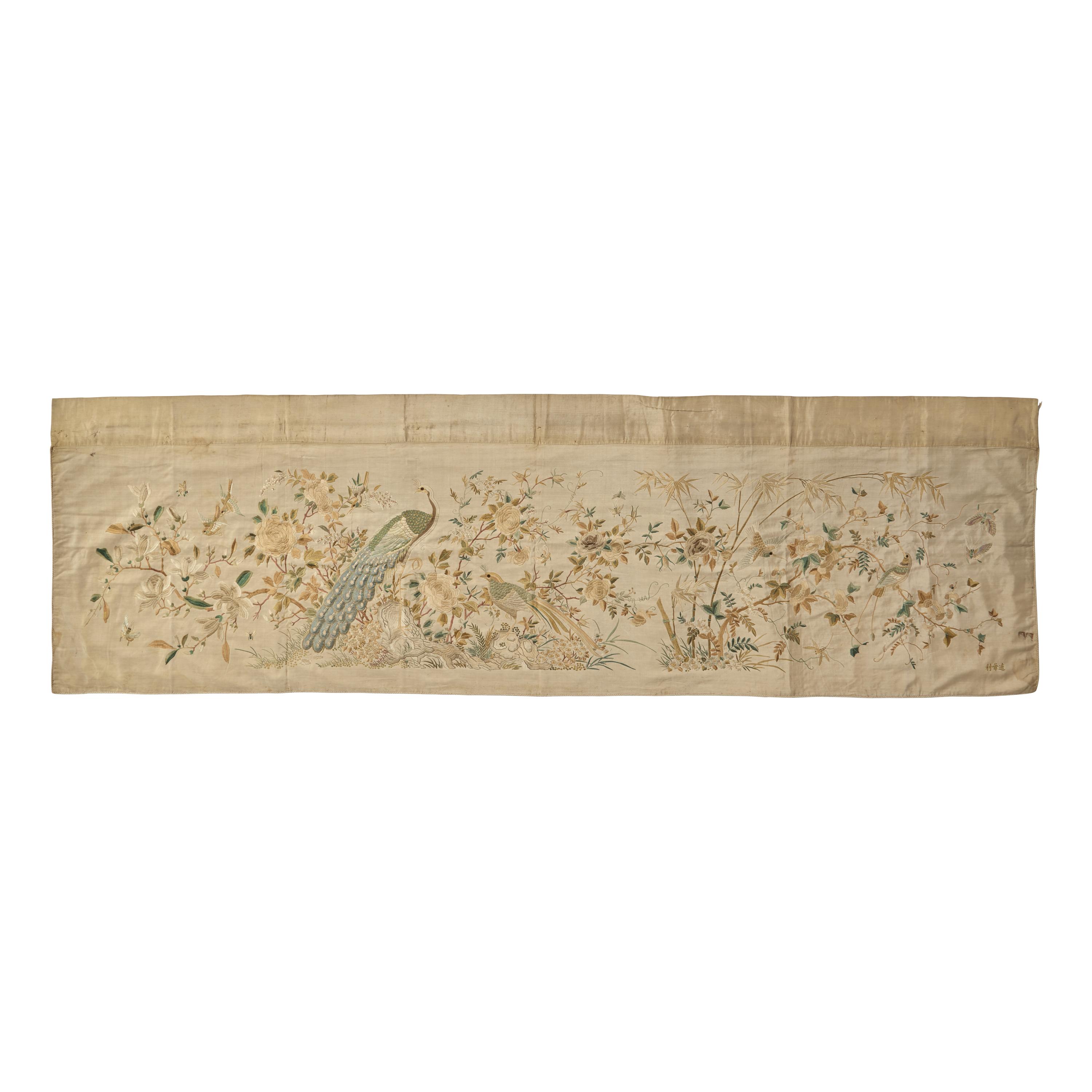 A Cantonese Embroidered Silk 'Birds' Panel — 粤綉花鳥圖挂帳