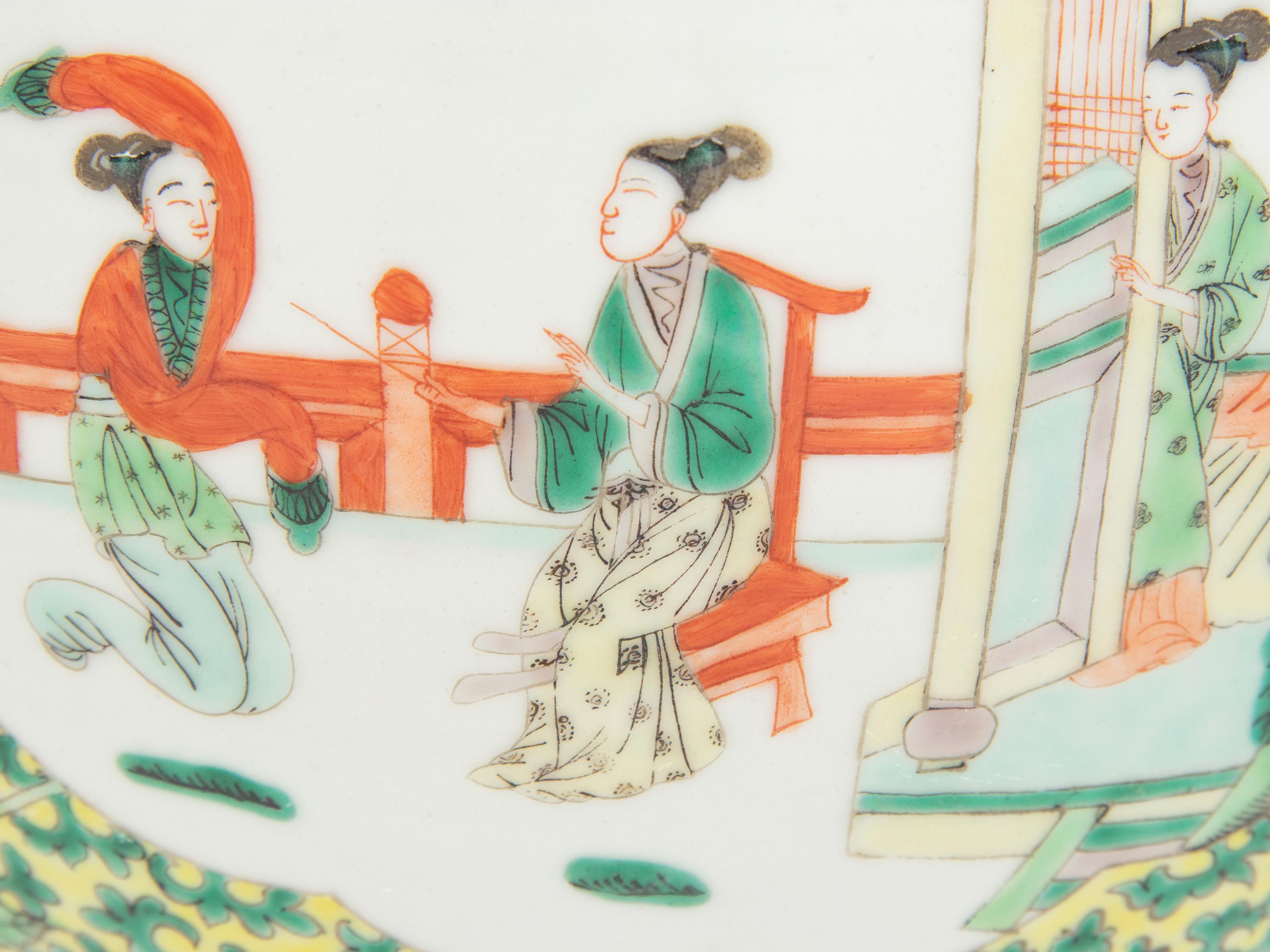A Chinese Export Porcelain Jardiniere