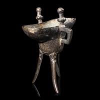 A Chinese Bronze Jue Vessel, Ming Dynasty, Zhengde Period 明正德 青銅爵