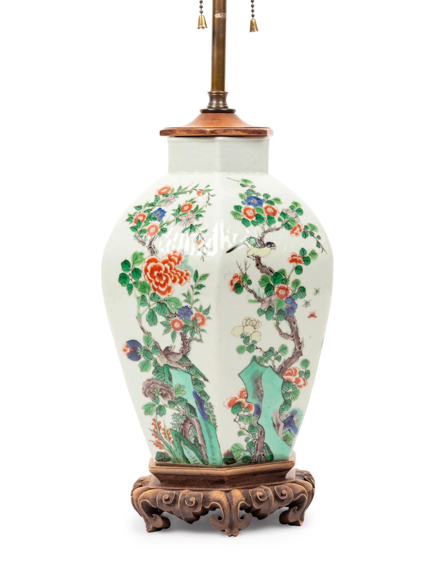 A Chinese Famille Verte Porcelain Jar
