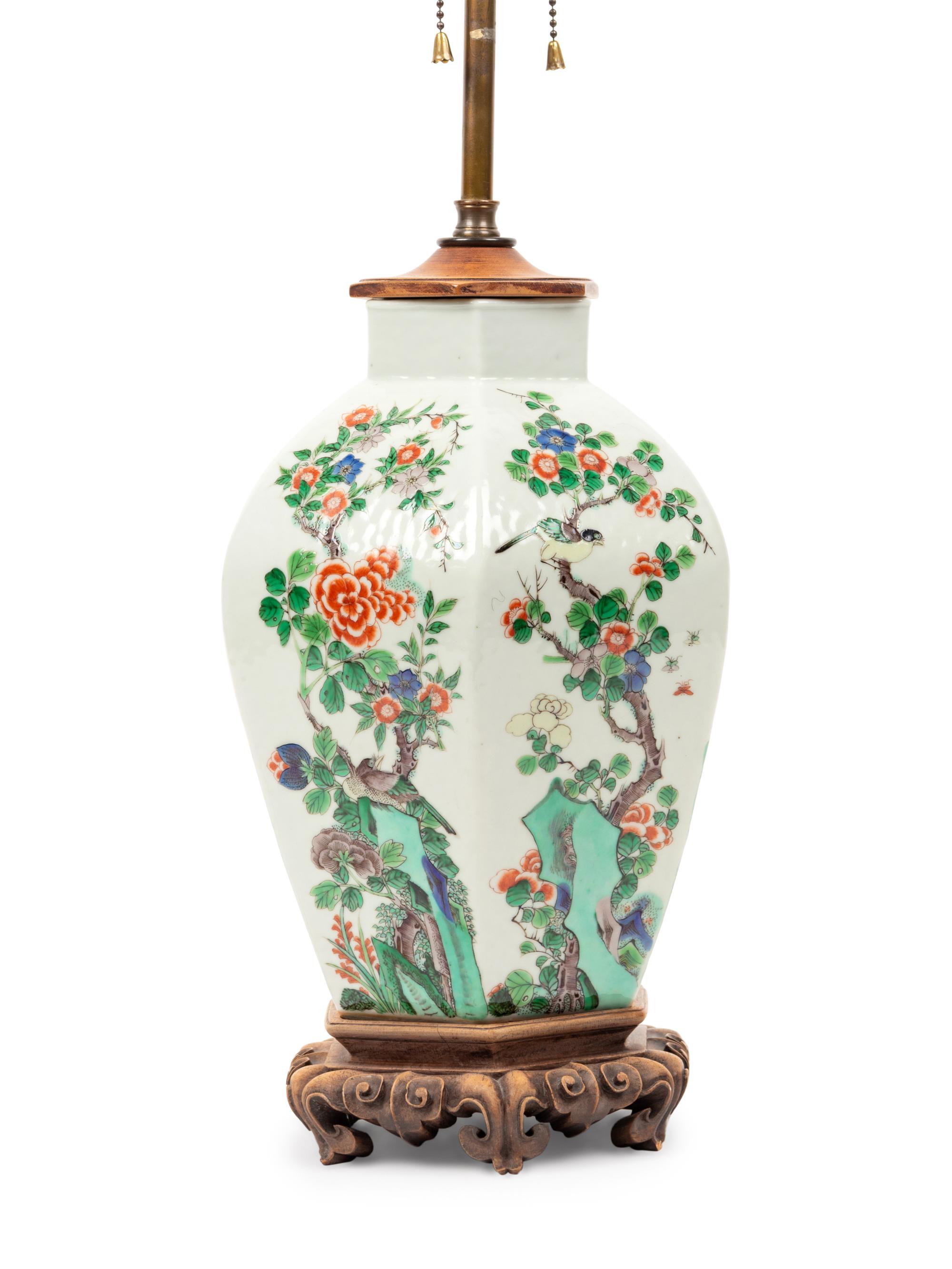 A Chinese Famille Verte Porcelain Jar