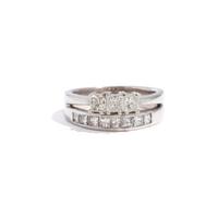 DIAMOND RING