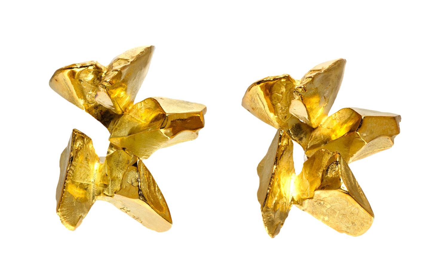 A Pair of 18 Karat Yellow Gold Earclips, 34.50 dwts.
