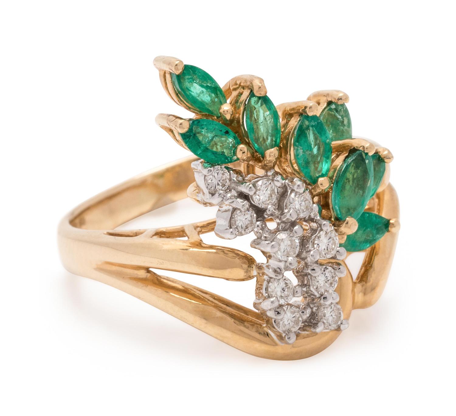 EMERALD AND DIAMOND RING