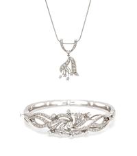 A Collection of 14 Karat White Gold and Diamond Jewelry, 16.10 dwts.