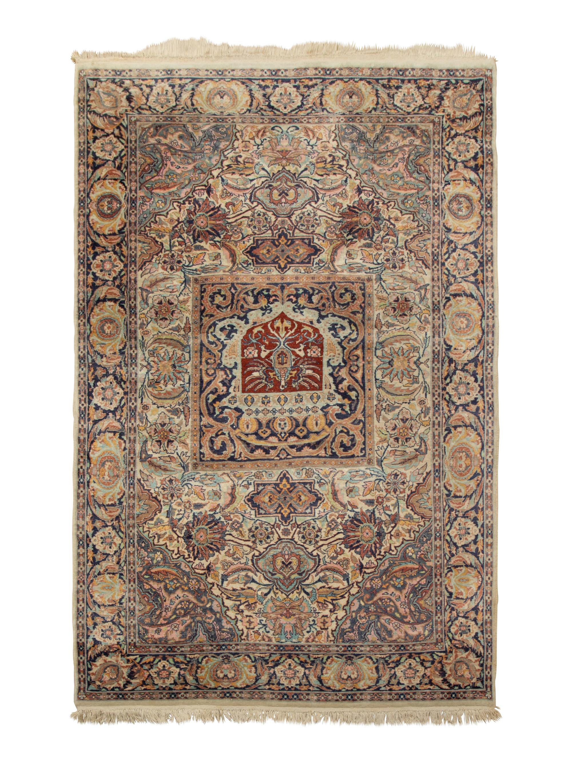 A Persian Design Wool Rug