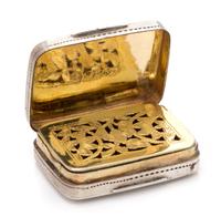A George III Silver Vinaigrette, Samuel Pemberton, Birmingham, 1790, the lid centered with two birds atop a floral spray.