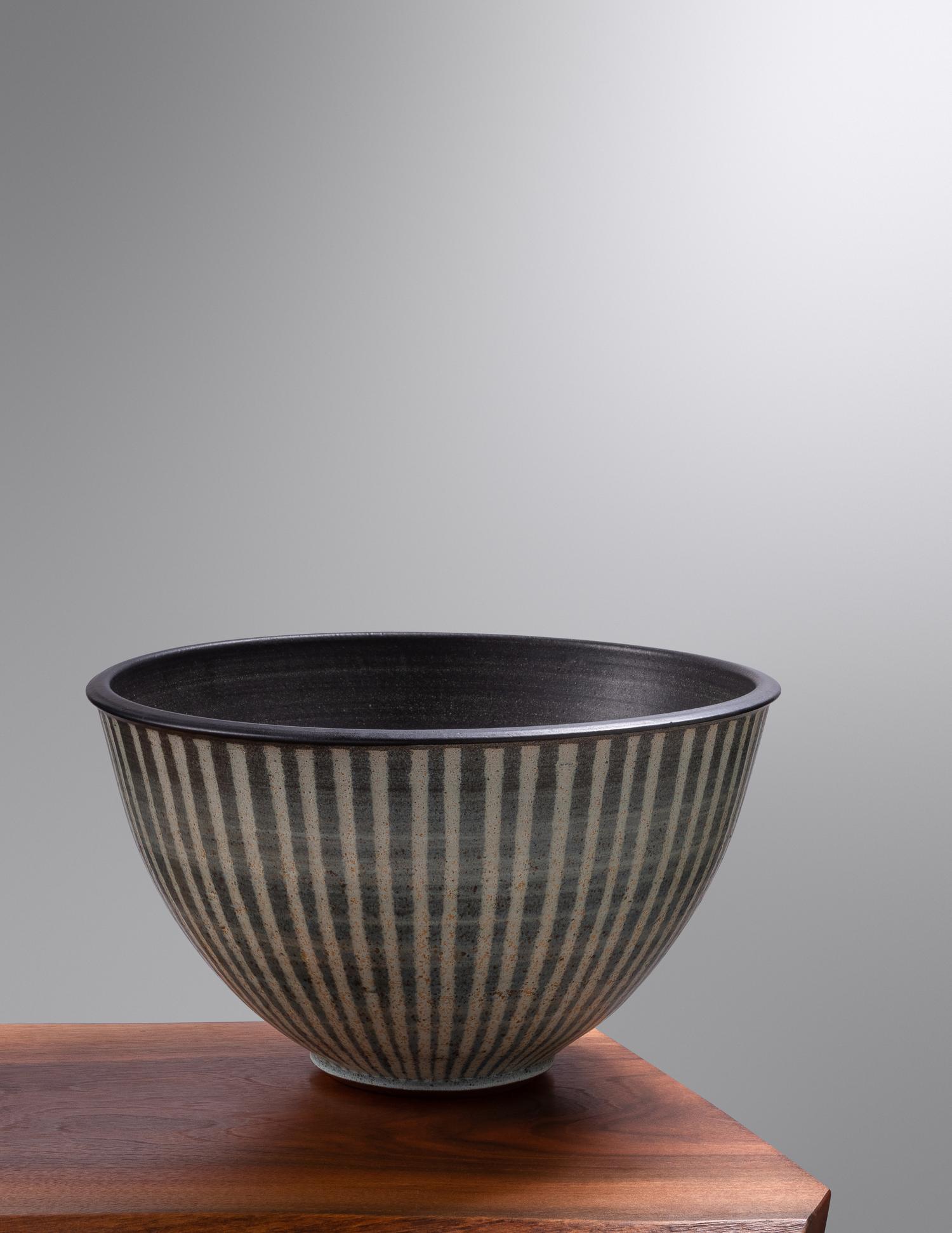 Large Bowl