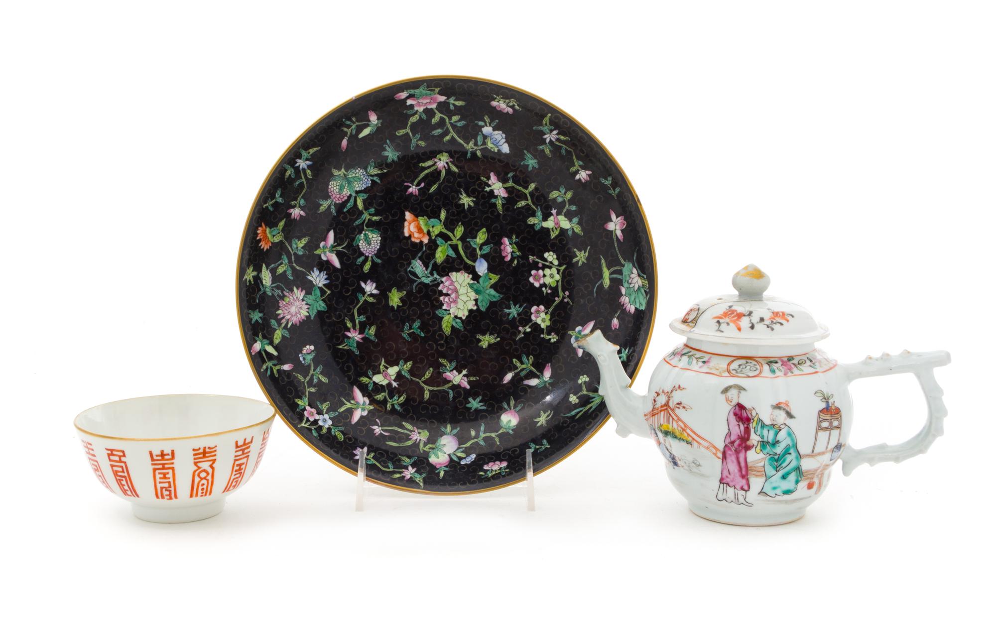 Three Chinese Porcelain Articles Largest diameter 9 1/2 inches. — 19TH CENTURY